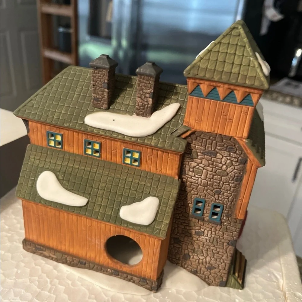 Department 56 New England Village, Mc Grebe cutters and sleigh building